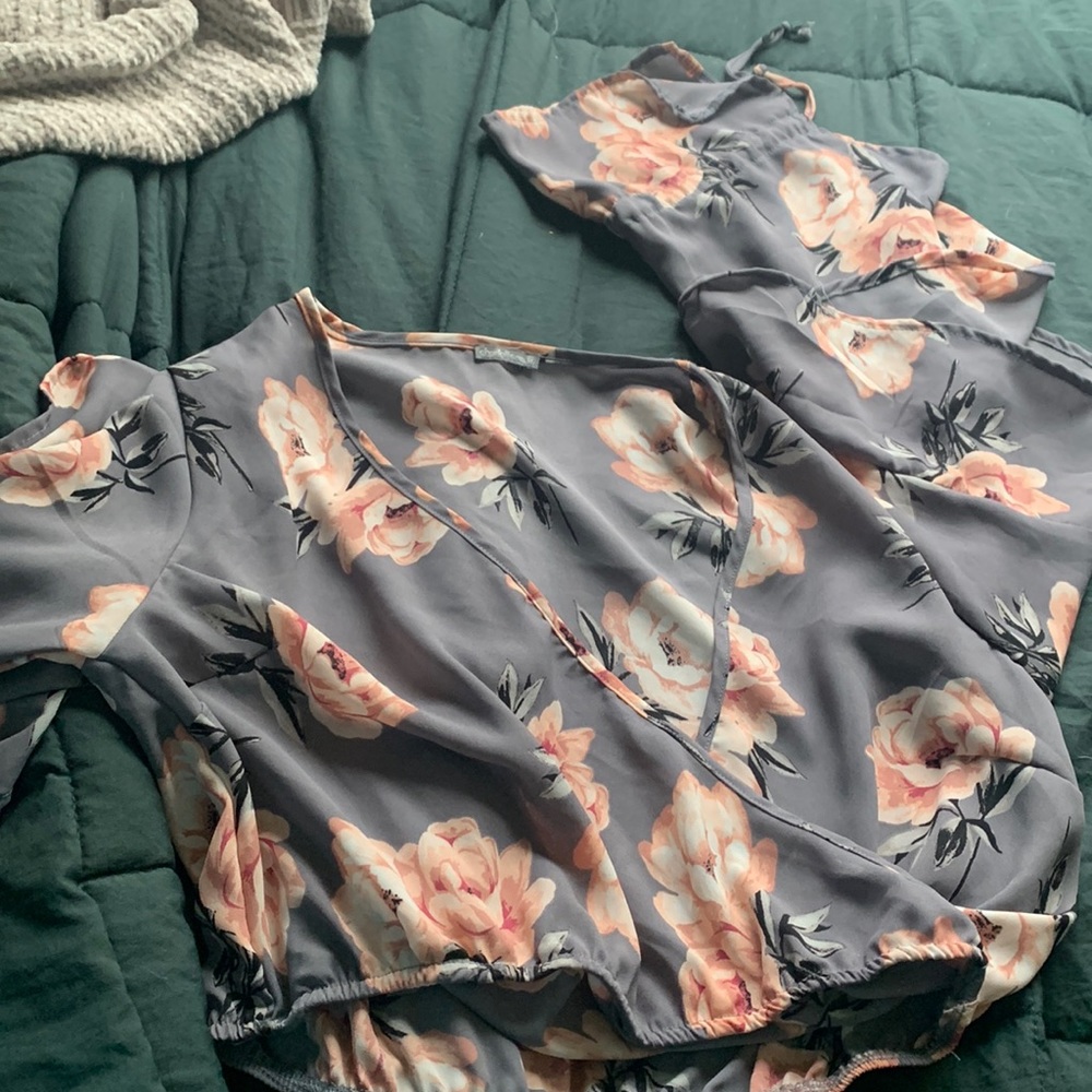 Grey with flowers cropped shirt